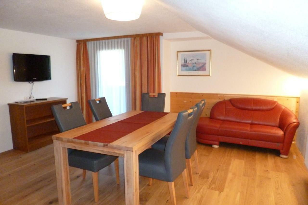 Haus Christian Apartment Klosterle am Arlberg Ngoại thất bức ảnh
